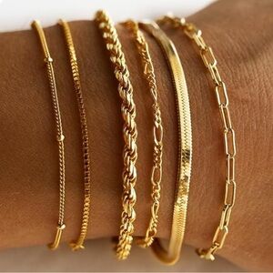 Elegant Gold Bracelet Set